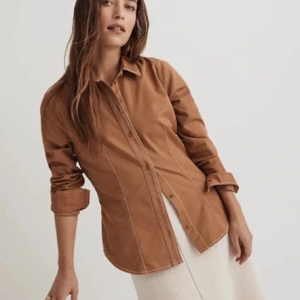 NWT Madewell Fitted Button Down Shirt in Tan, Size 6